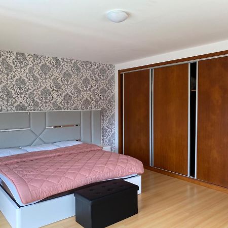 גפניה דה ואגיירה Moderne Villa In Aveiro Portugal מראה חיצוני תמונה