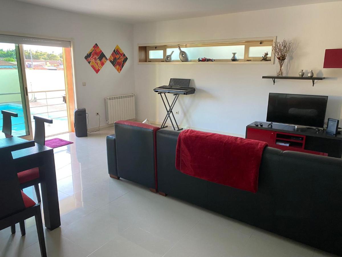 גפניה דה ואגיירה Moderne Villa In Aveiro Portugal מראה חיצוני תמונה