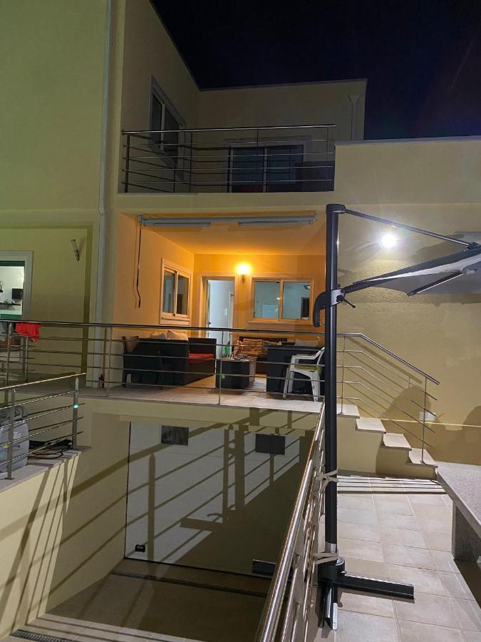 גפניה דה ואגיירה Moderne Villa In Aveiro Portugal מראה חיצוני תמונה