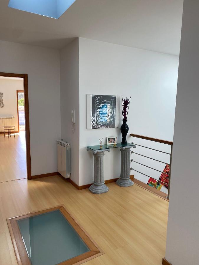 גפניה דה ואגיירה Moderne Villa In Aveiro Portugal מראה חיצוני תמונה