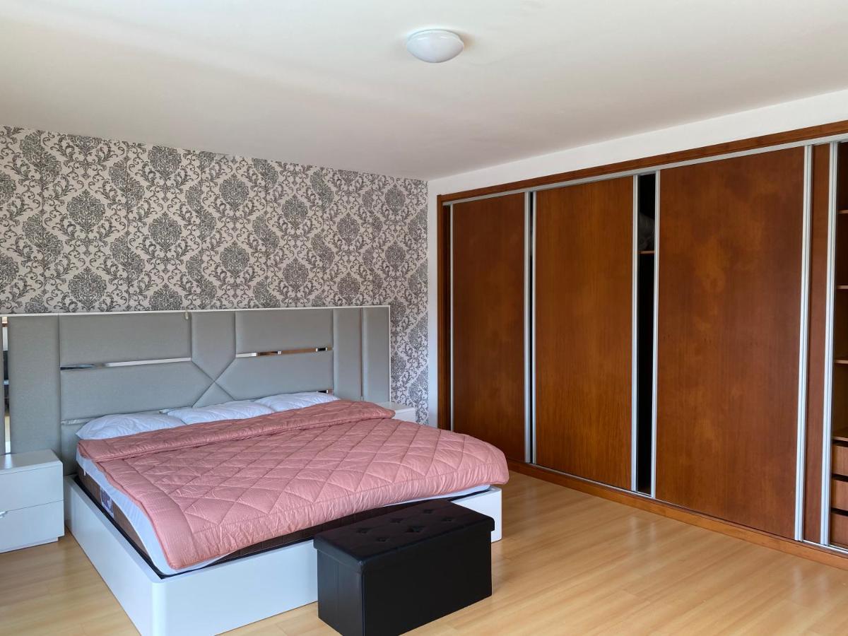 גפניה דה ואגיירה Moderne Villa In Aveiro Portugal מראה חיצוני תמונה